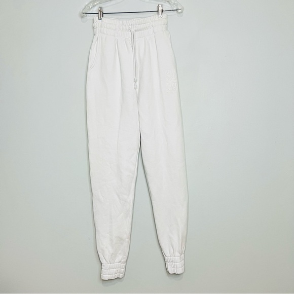Frankies Bikinis Frank sweatpants in White size large - Picture 2 of 8